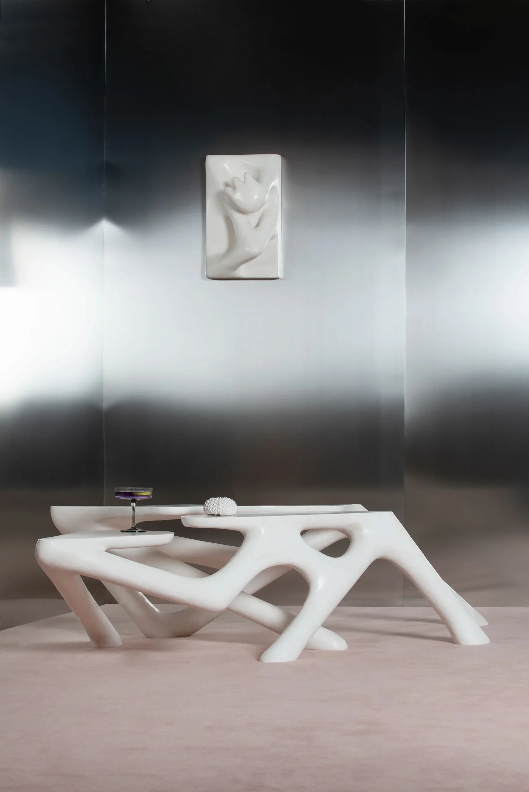 Coffee table in steel, plaster and wax &mdash; White Noise by Cl&eacute;mence Mars & Thomas Lelouch